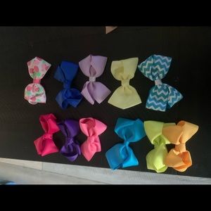 Hair bows